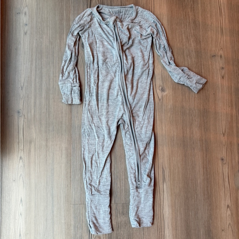 Little sleepies Heather grey zippy